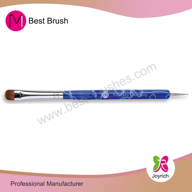 От выбора материала до готового продукта: каковы этапы изготовления кисти для ногтей?